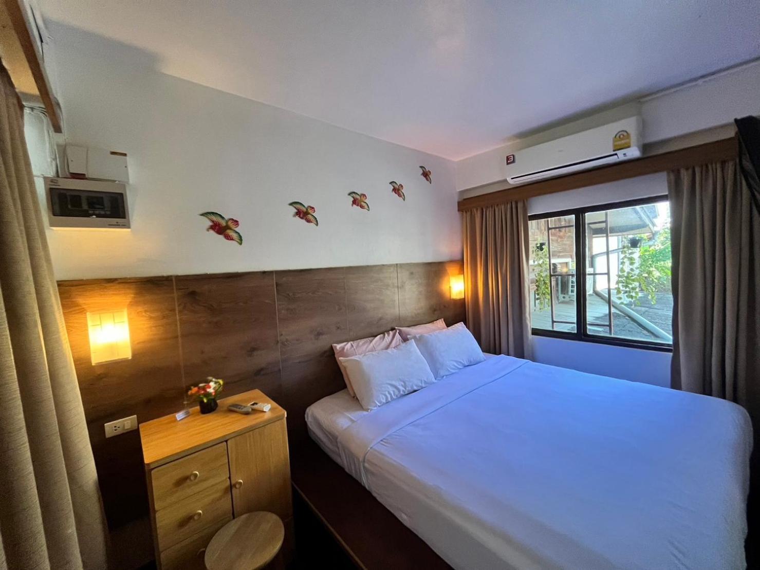 Baan Rachaya Apartment Chiang Mai Bagian luar foto