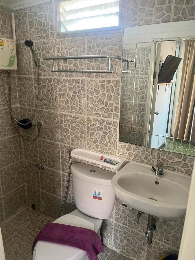 Baan Rachaya Apartment Chiang Mai Bagian luar foto