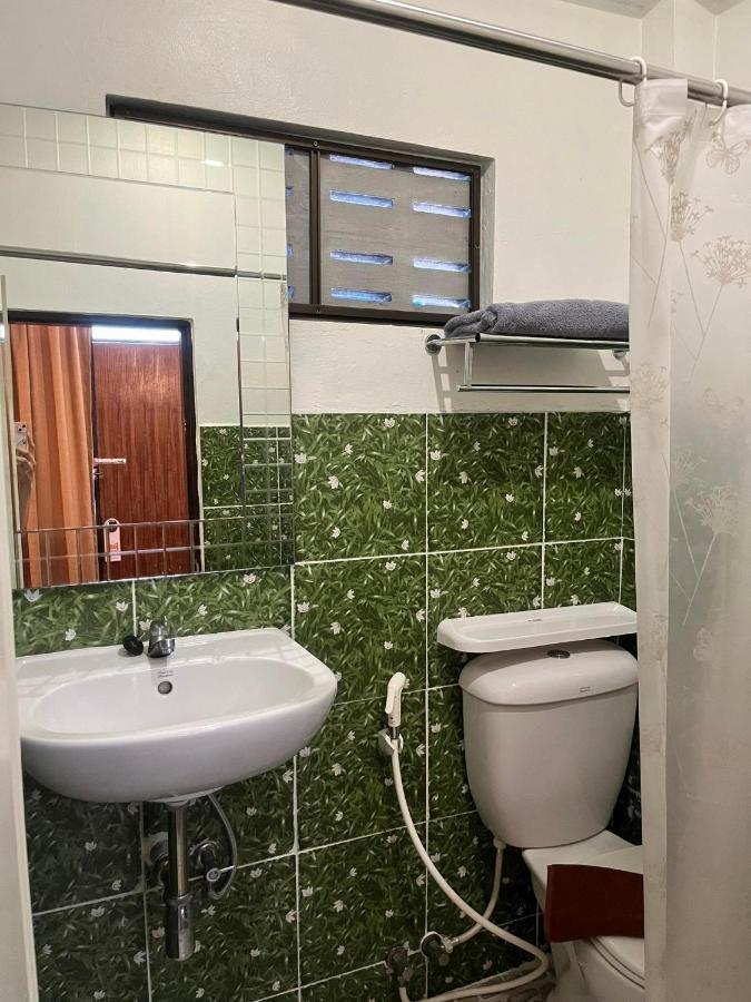 Baan Rachaya Apartment Chiang Mai Bagian luar foto