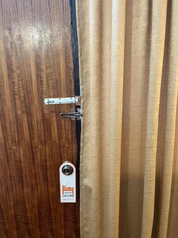Baan Rachaya Apartment Chiang Mai Bagian luar foto