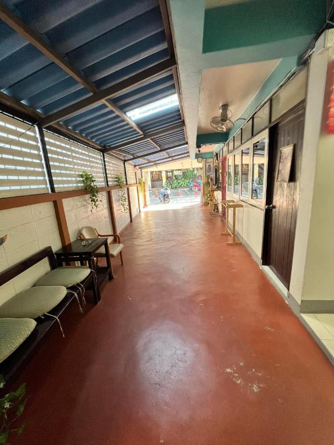 Baan Rachaya Apartment Chiang Mai Bagian luar foto